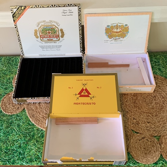 Cigar box set, 3 pieces excellent condition, awesome for storage or crafting - Picture 8 of 12